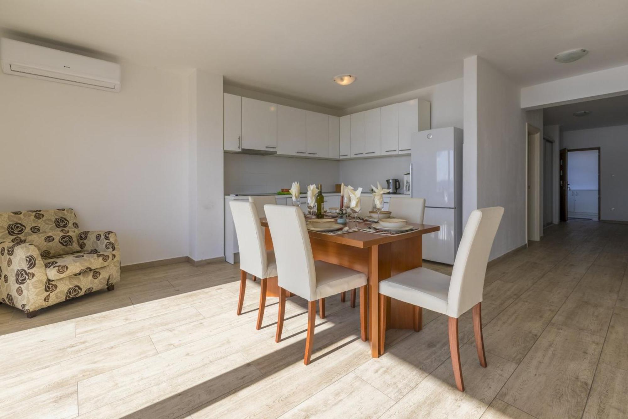 Melanie Apartment Криквеница Екстериор снимка