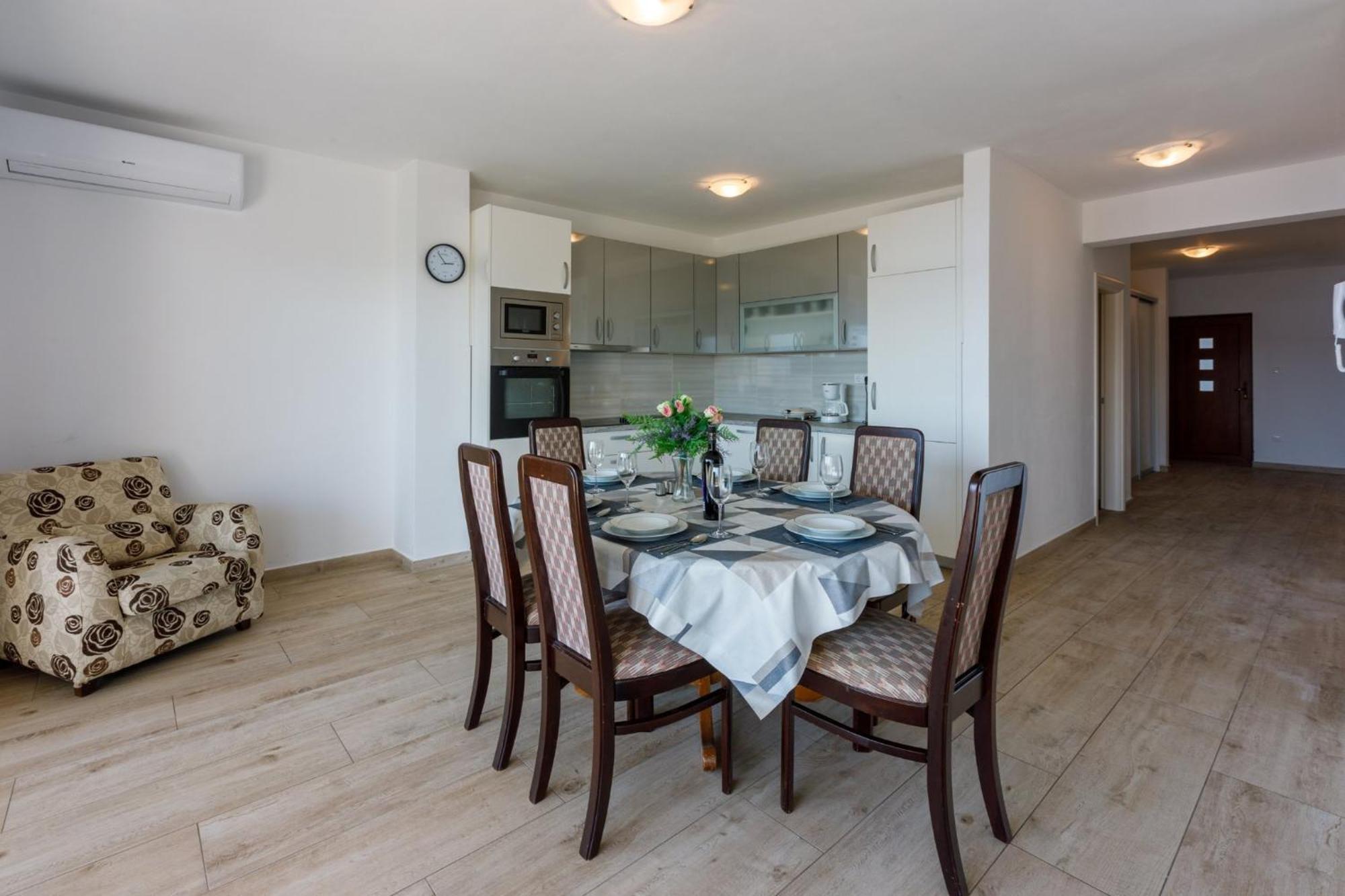 Melanie Apartment Криквеница Екстериор снимка