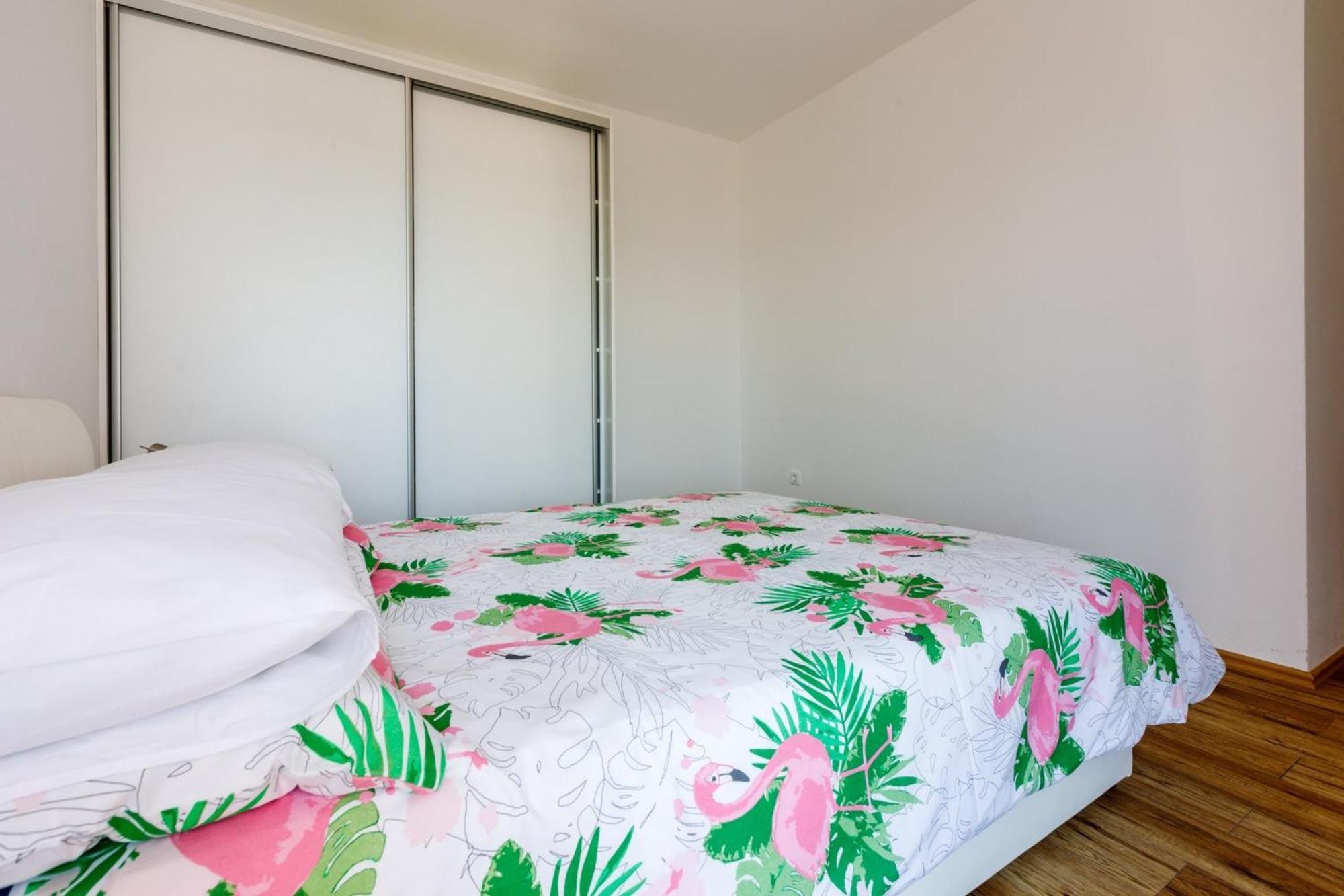 Melanie Apartment Криквеница Екстериор снимка