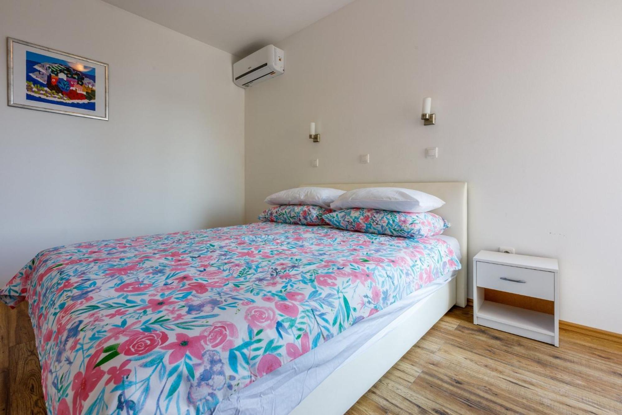 Melanie Apartment Криквеница Екстериор снимка