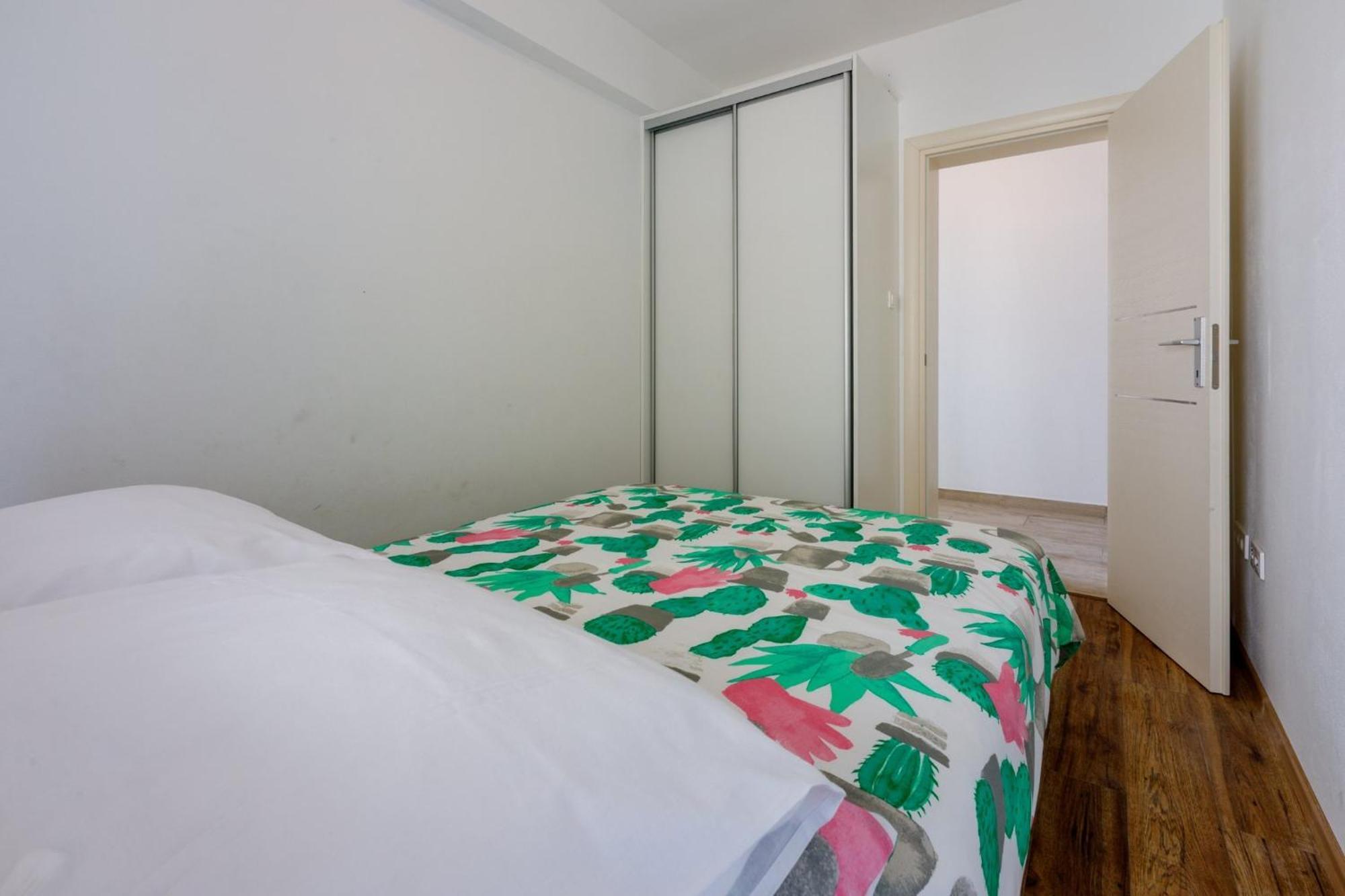 Melanie Apartment Криквеница Екстериор снимка