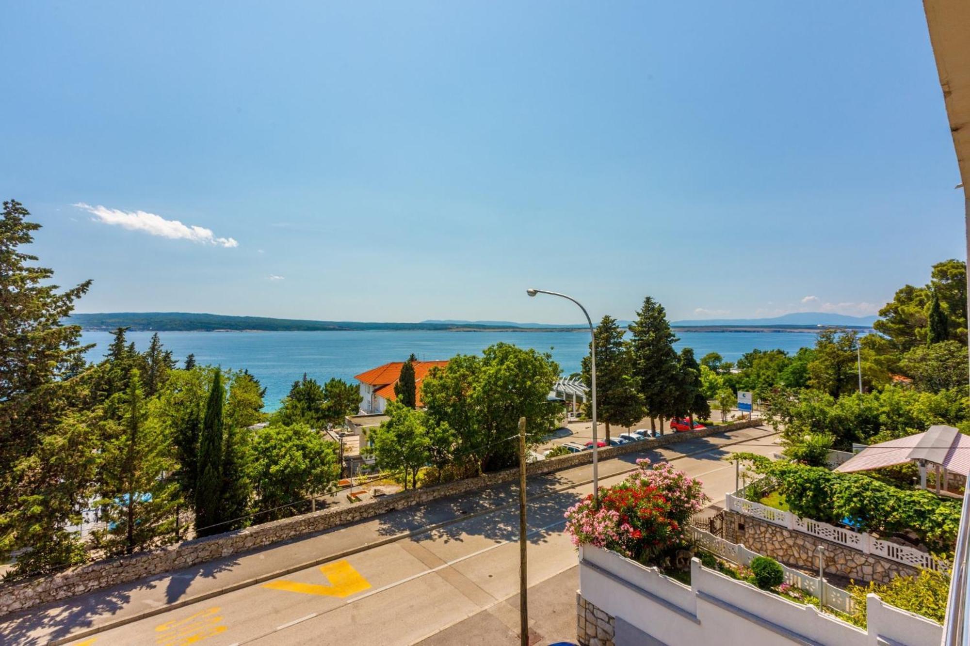 Melanie Apartment Криквеница Екстериор снимка